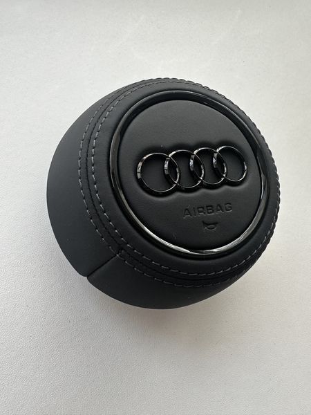Кришка airbag подушки керма на Audi A3 A4 А5 В9 у шкірі 62725230, чорна нитка, чорна емблема N003 фото