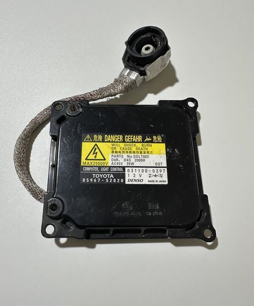 Блок розпалу ксенону фари Toyota Lexus 85967-52020 ОРИГІНАЛ O011 фото