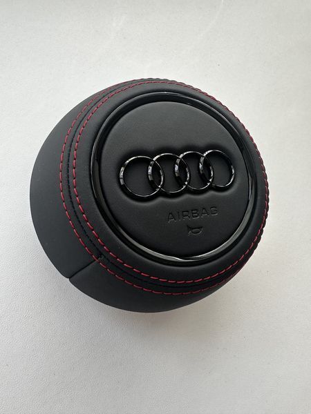 Кришка airbag подушки керма на Audi A3 A4 А5 В9 у шкірі 62725230, червона нитка, чорна емблема N004 фото