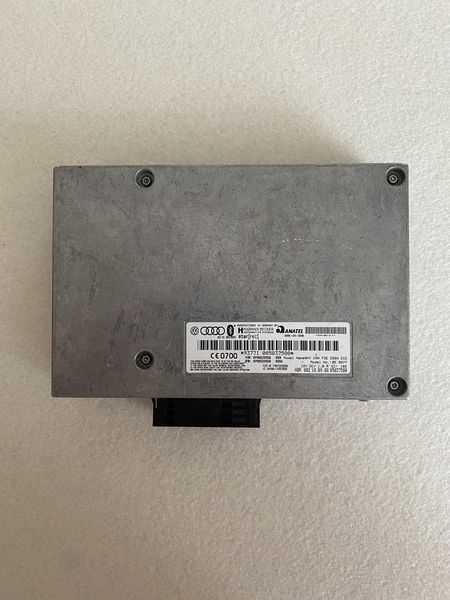 Модуль блютуc Bluetooth на Audi 8P0862335S G021 фото