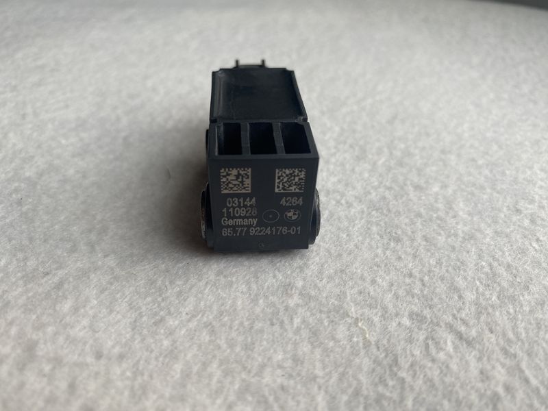 Датчик удару airbag bmw f10 f11 f01 f07 f25 f26 9224176 B003 фото